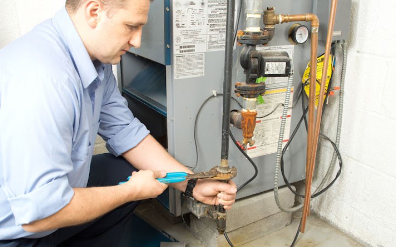 R3 Heating & Air — HVAC contractor in Davenport