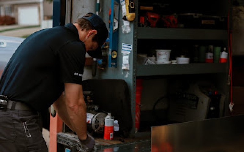 Modern Heating & Air — HVAC contractor in Des Moines
