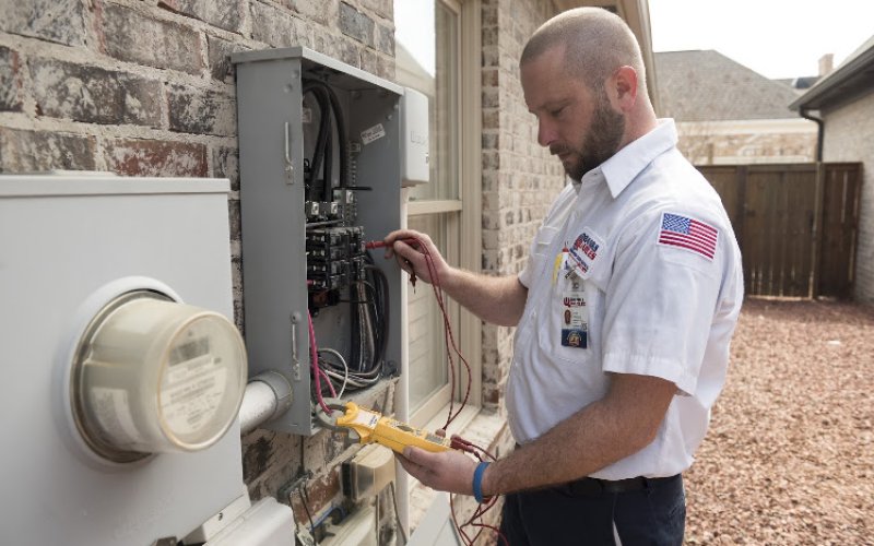 Banks Quarles Plumbing Heating Cooling & Electrical — HVAC contractor in Tuscaloosa